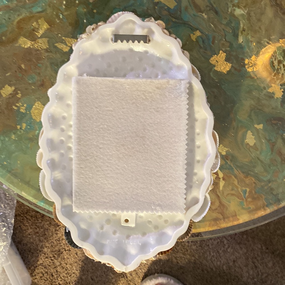 Shell Mirror handmade - Picture 2 of 3